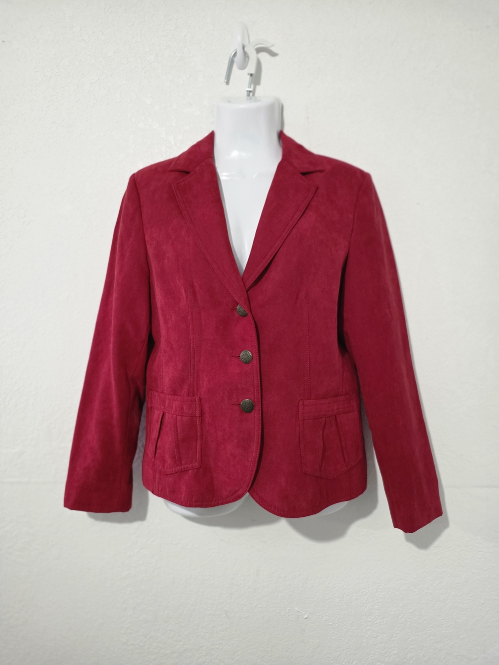 Conrad C Size 6 Tailored Women's Red Blazer Jacket - Classic Three-Button Design